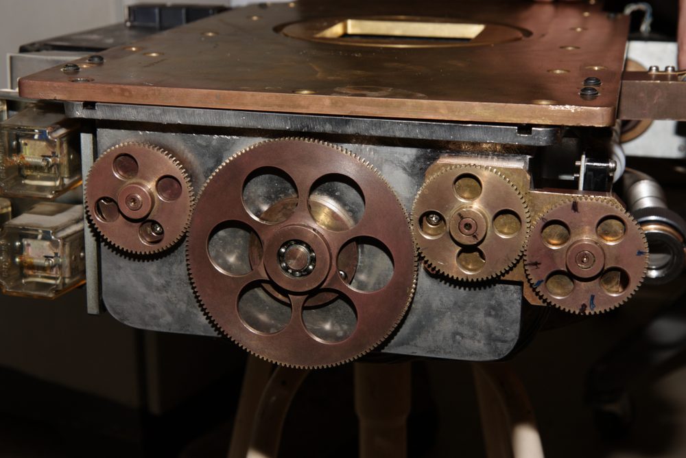 Interlocking gears in a machine